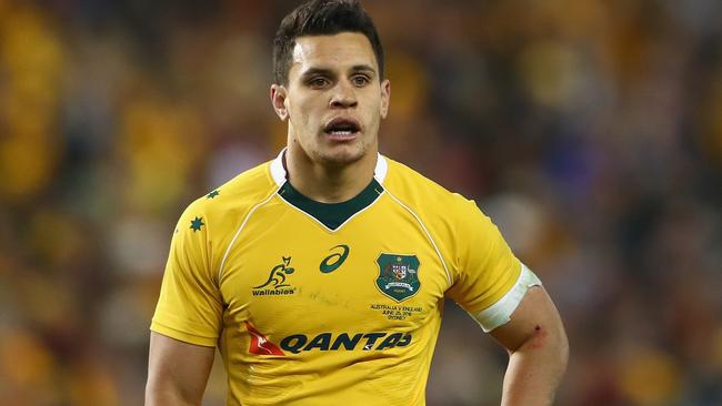 SYDNEY, AUSTRALIA - JUNE 25: Matt Toomua of the Wallabies looks dejected during the International Test match between the Australian Wallabies and England at Allianz Stadium on June 25, 2016 in Sydney, Australia. (Photo by Mark Kolbe/Getty Images)