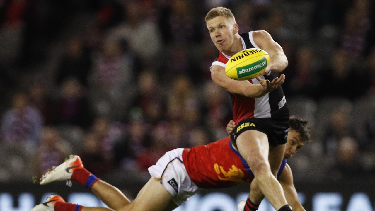 Dan Hannebery faces a fitness test to be able to take on the Cats. Picture: AAP Images