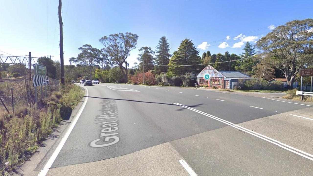 A pedestrian has died after they were struck by a truck at the intersection of the Great Western Highway and Evans Lookout Road, Blackheath. Picture: Google Maps