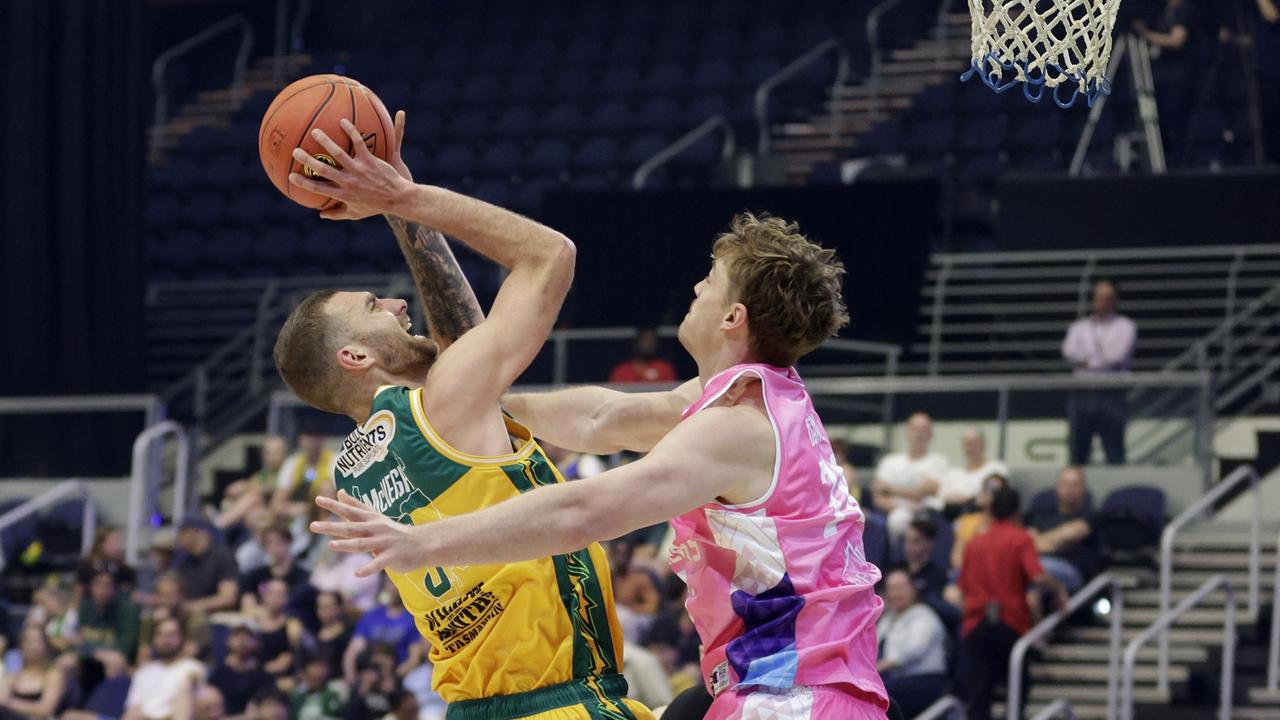 Jack McVeigh puts up a shot against the Breakers. Picture: Russell Freeman/Getty Images for NBL