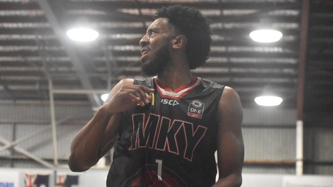 Jerron Jamerson for the Mackay Meteors against Logan Thunder, July 18, 2021. Picture: Matthew Forrest