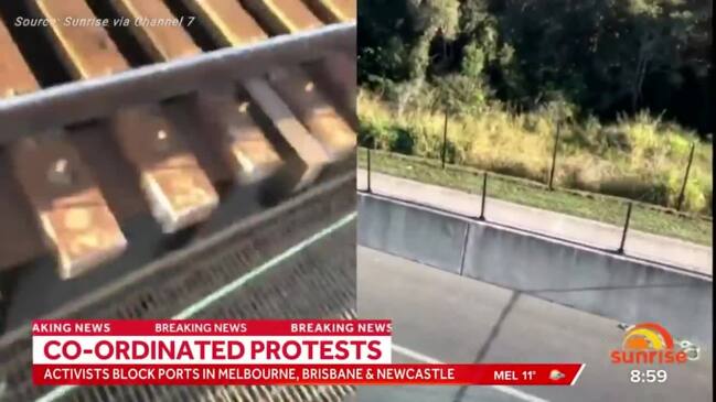 Protesters shut down major Brisbane motorway (Sunrise)