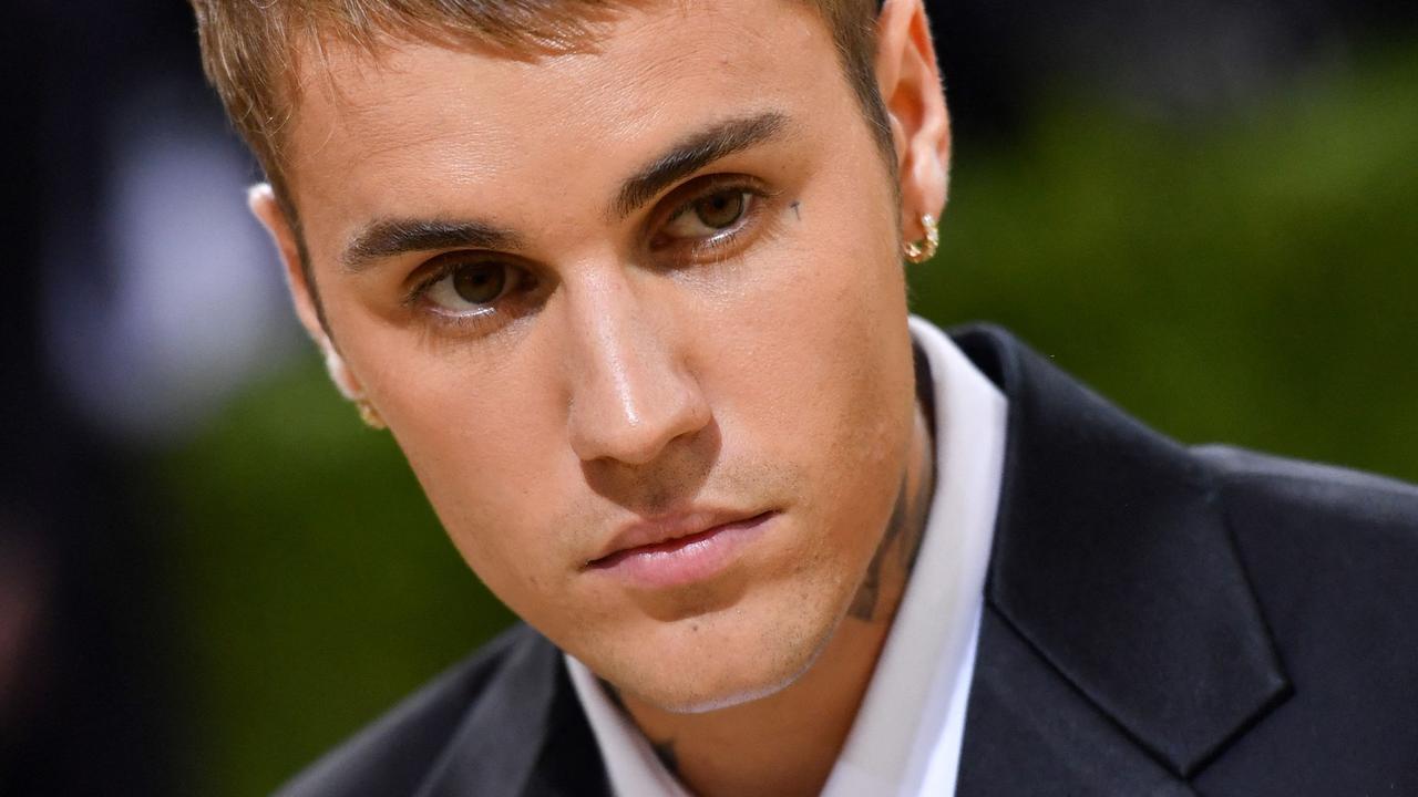 Judge Judy says Justin Bieber is ‘scared to death’ of her after living ...