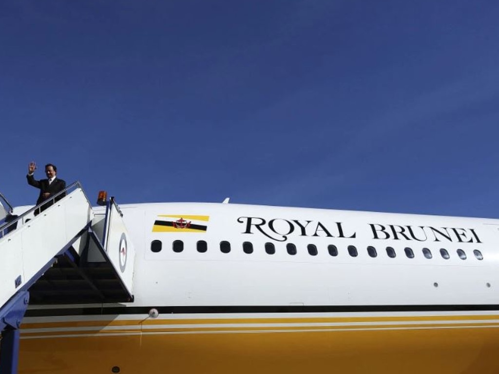 The private jet is decked out with gold and crystal fittings. Picture: thesun.co.uk