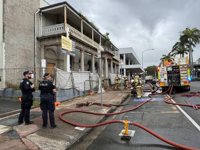 Mackay courthouse evacuated after fire at historic Commonwealth Bank building next door, Victoria St. 9.30am, March 28, 2024.