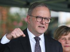 Albanese publicly states he will not call an early election over federal budget