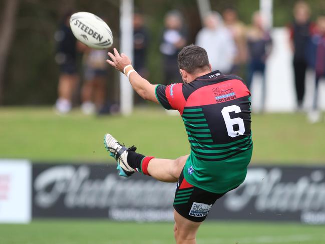 James Stonestreet launches a question for St Marys. Picture Warren Gannon Photography