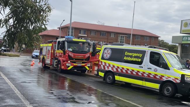 Suspicious substance delivered to Dubbo Police Station. Photo: Tijana Birdjan