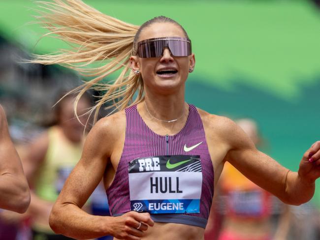 Australian and former Duck Jessica Hull finished second in the womenâs 1,500 meters with an Australian record of 3:55.97 past USAâs Elle St. Pierre during the 2024 Prefontaine Classic at Hayward Field in Eugene, Ore., on Saturday, May 25, 2024.
