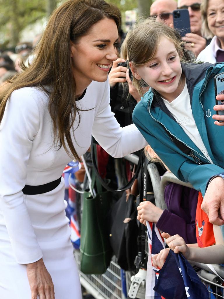 Kate meets wellwishers during a walkabout on the Mall ahead of the coronation. Picture: Toby Melville – WPA Pool/Getty Images