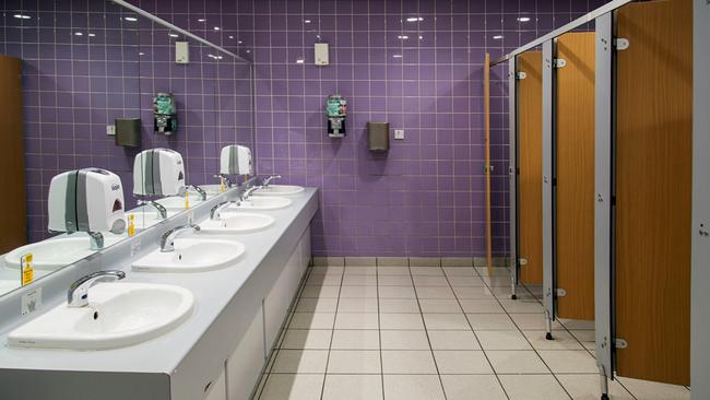 Most people rely on chance to get a non gross airport bathroom stall. But one simple hack could help you score a clean toilet every time.