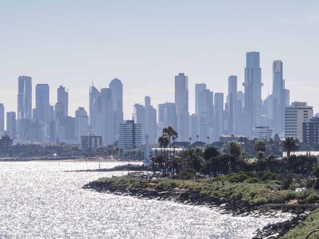 Weather. Melbourne on Sunny Sunday. CBD skyline from Point Ormond, Elwood beach.  Picture: Valeriu Campan