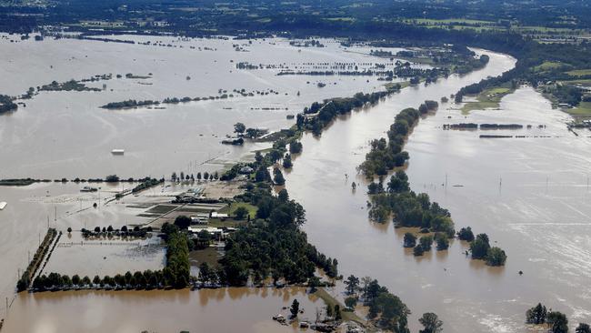 SYDNEY, AUSTRALIA - NewsWire Photos MARCH, 25, 2021: Aerial picture of flooded houses in the Sackville, Lower Portland area in NSW. Picture: NCA NewsWire / Dylan Coker