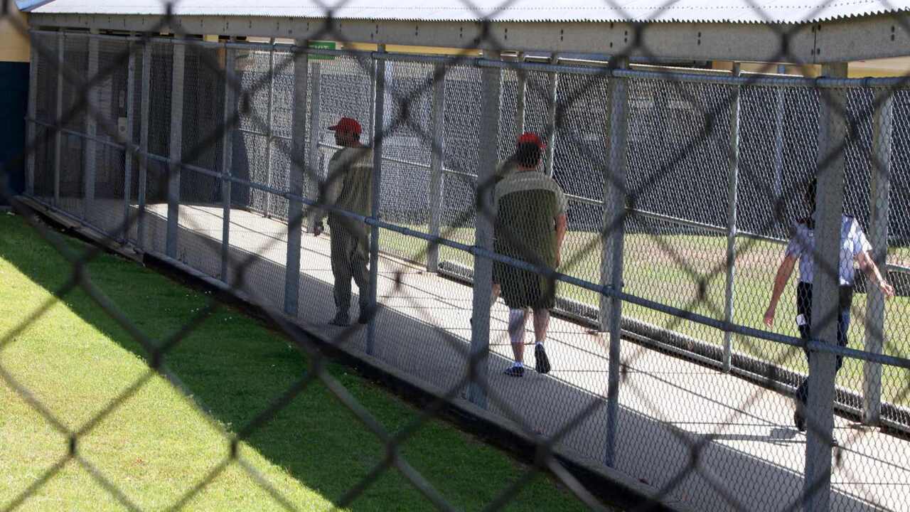 Unions push for overhaul of crowded Qld prisons to protect staff