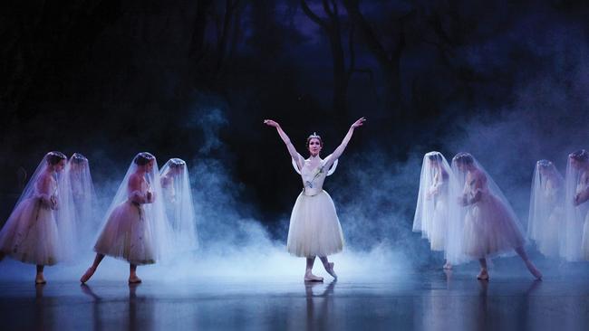 Giselle will open QB’s season 2022 in Brisbane in the Playhouse at QPAC in April.