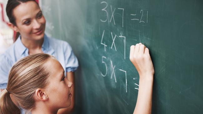 A federal funding deal will embed literacy and numeracy coaches in public schools.