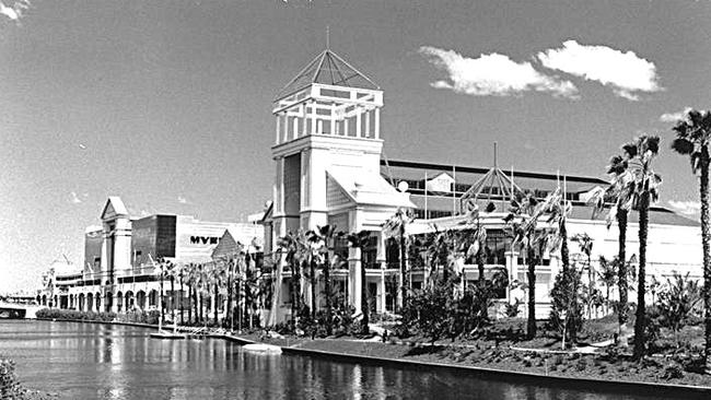 Pacific Fair in 1992 Pictures Supplied by City Libraries Local Studies Collection.