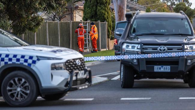 SES crews helps police scour the area for clues. Picture: Jake Nowakowski