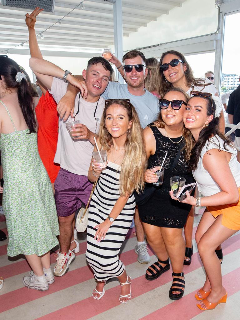 oasis party cruise brisbane