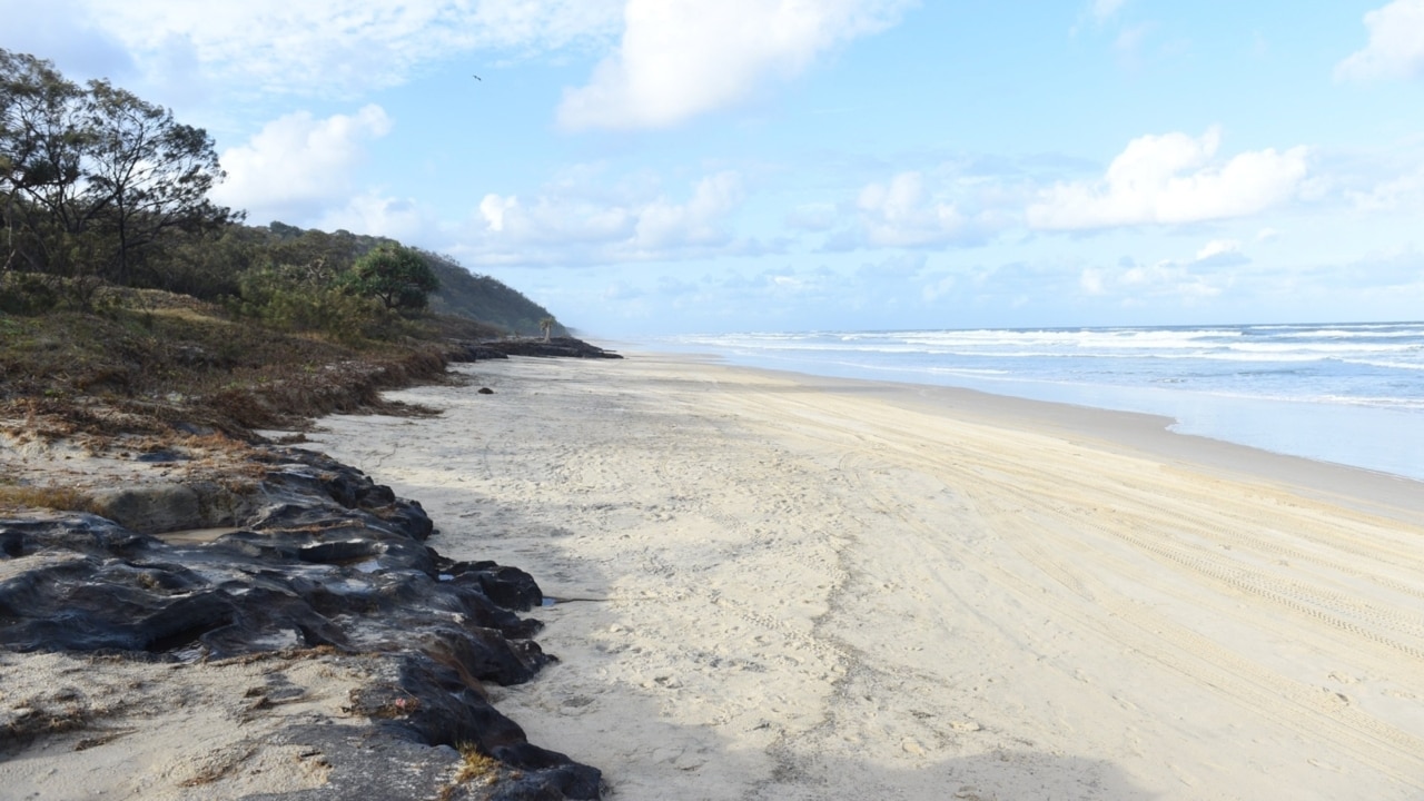 Two teenage tourists drown on Fraser Island