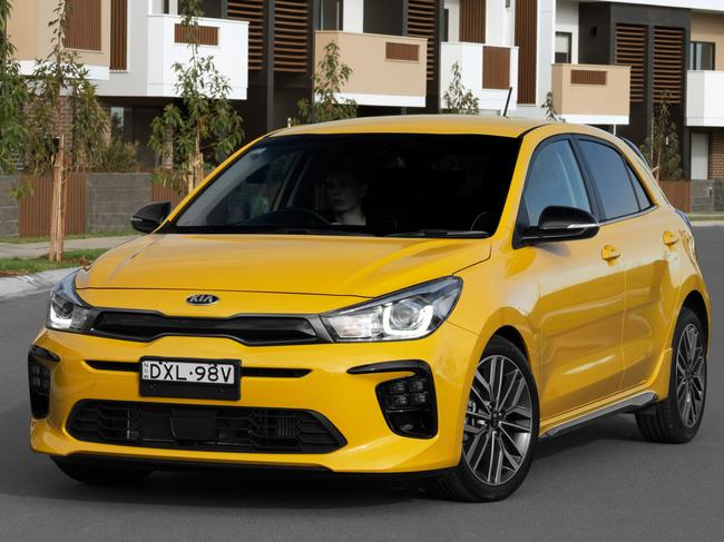 2019 Kia Rio GT exterior front 3/4.