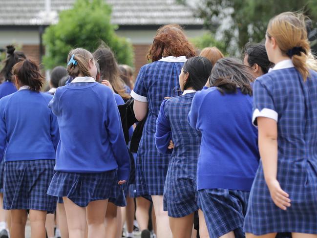 SYDNEY, AUSTRALIA - NewsWire Photos OCTOBER 27, 2020 - Police presence at the Willoughby Girls High School where an investigation has begun after several Sydney schools received threatening emails on Tuesday, October 27, 2020.Picture: NCA NewsWire / Christian Gilles