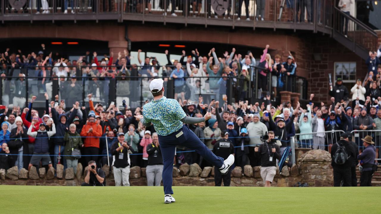 Robert MacIntyre of Scotland celebrates victory on the 18th green during day four of the Genesis Scottish Open at The Renaissance Club on July 14, 2024 in North Berwick, Scotland. (Photo by Harry How/Getty Images)