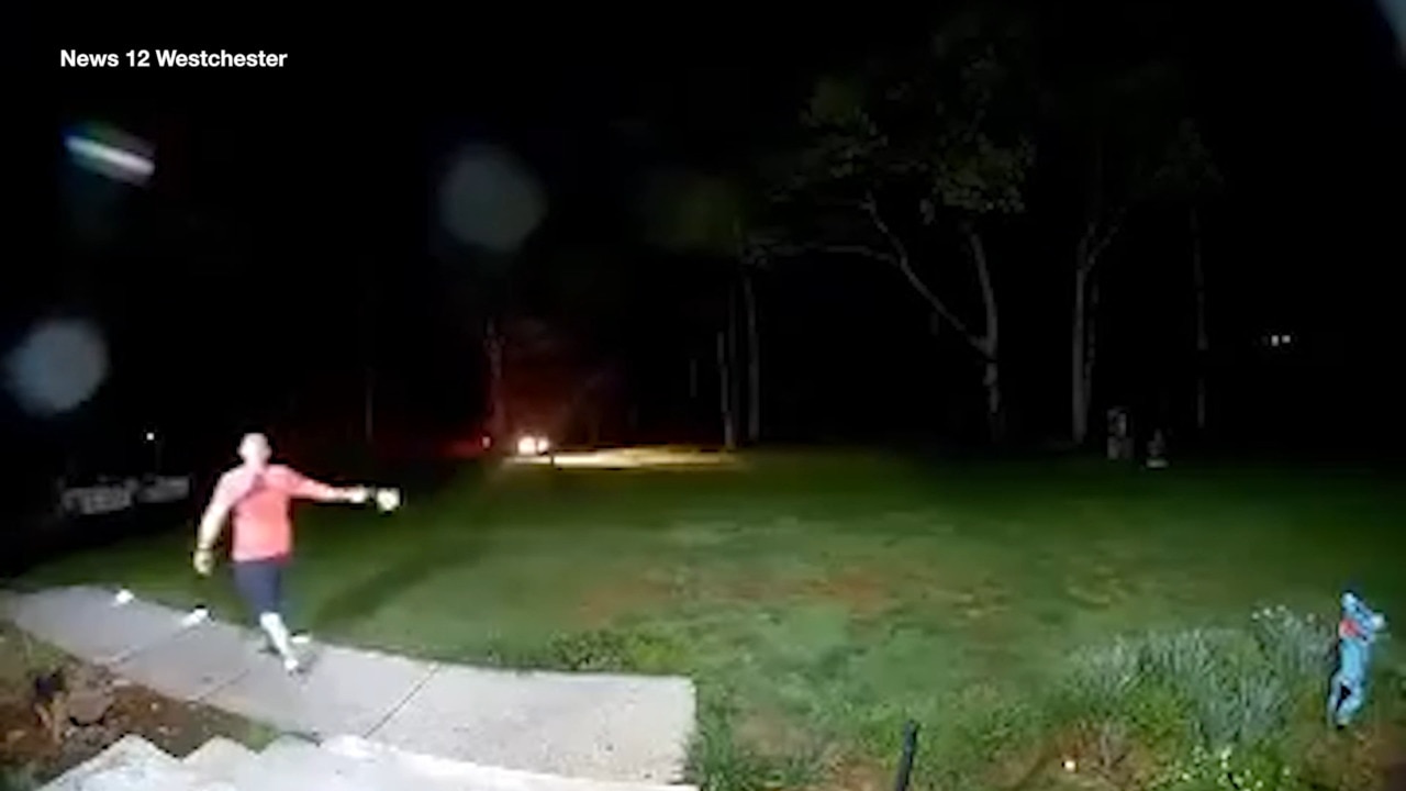 Food delivery driver shot while asking for directions