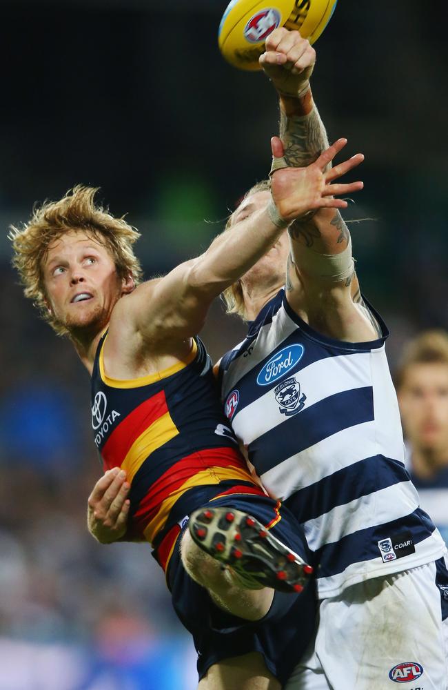 Tom Stewart spoils Rory Sloane. Picture: Getty Images