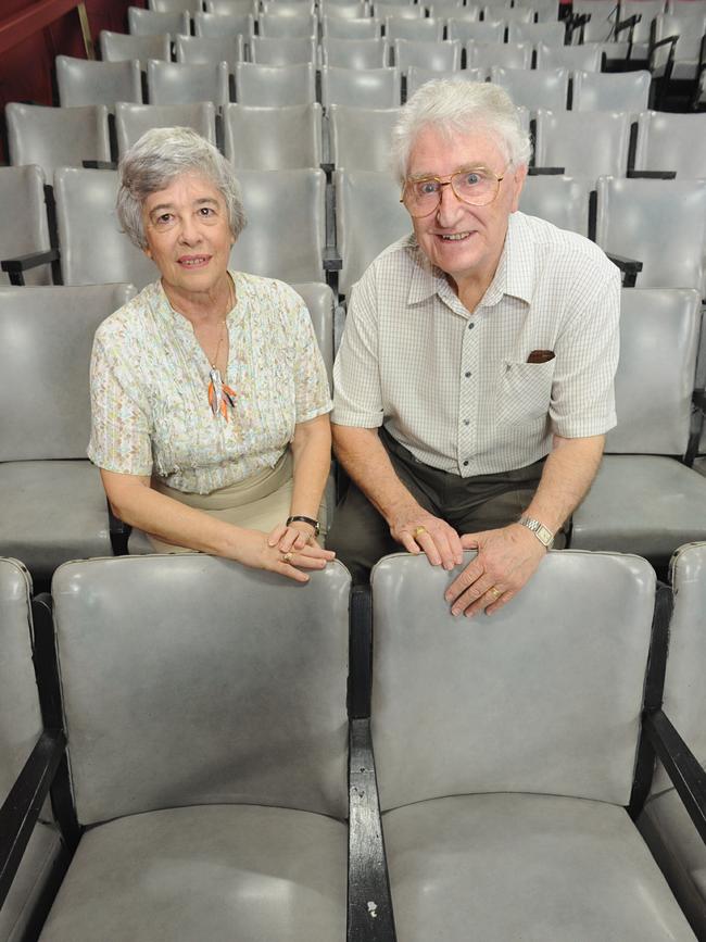 Lorraine and Ken Lee at Z-Pac Theatre. Photo: Alistair Brightman / Fraser Coast Chronicle