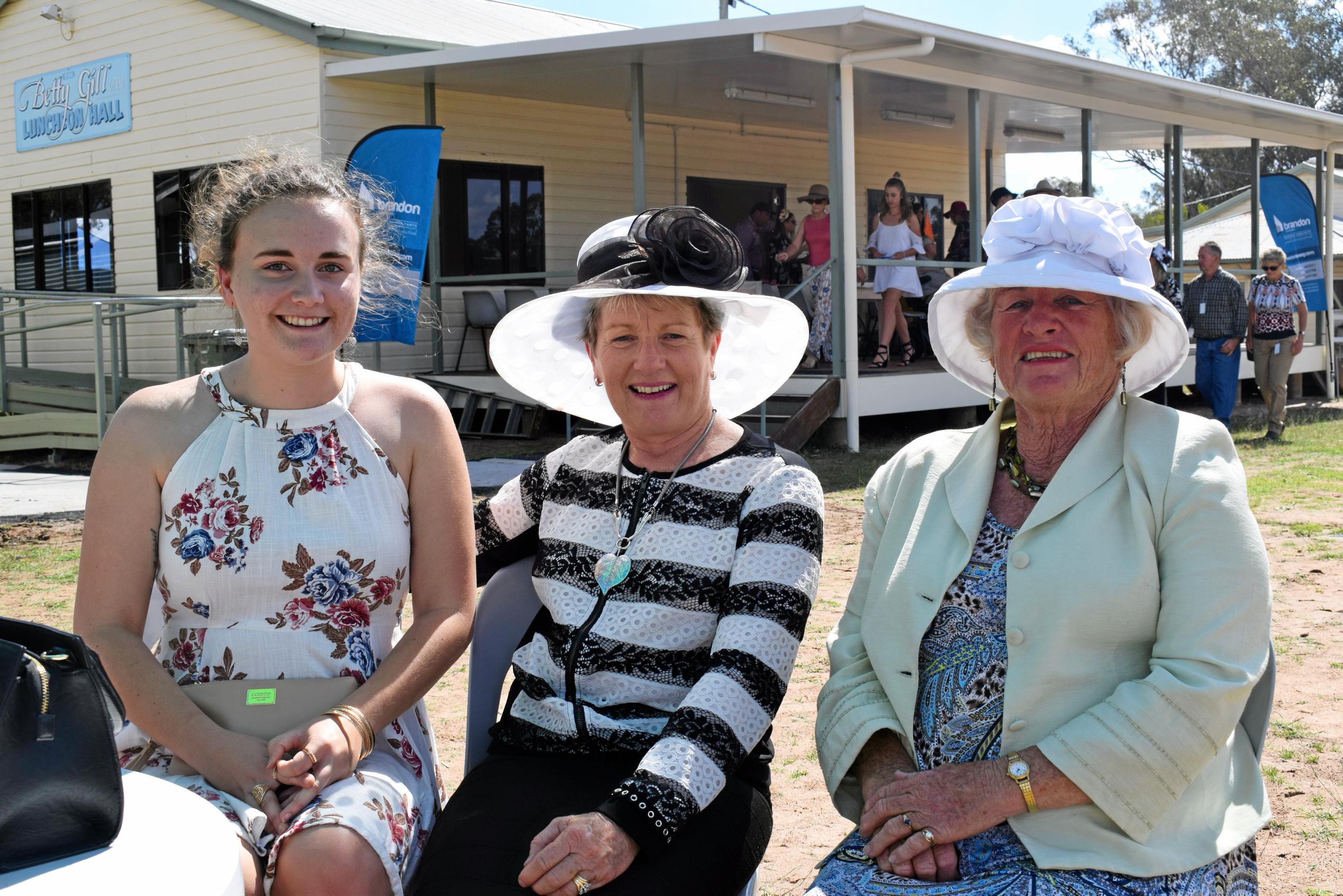 Phoebe Young, Ros Bougoure, and Marion Simmonds at the Tara Races October 6, 2018. Picture: Brooke Duncan