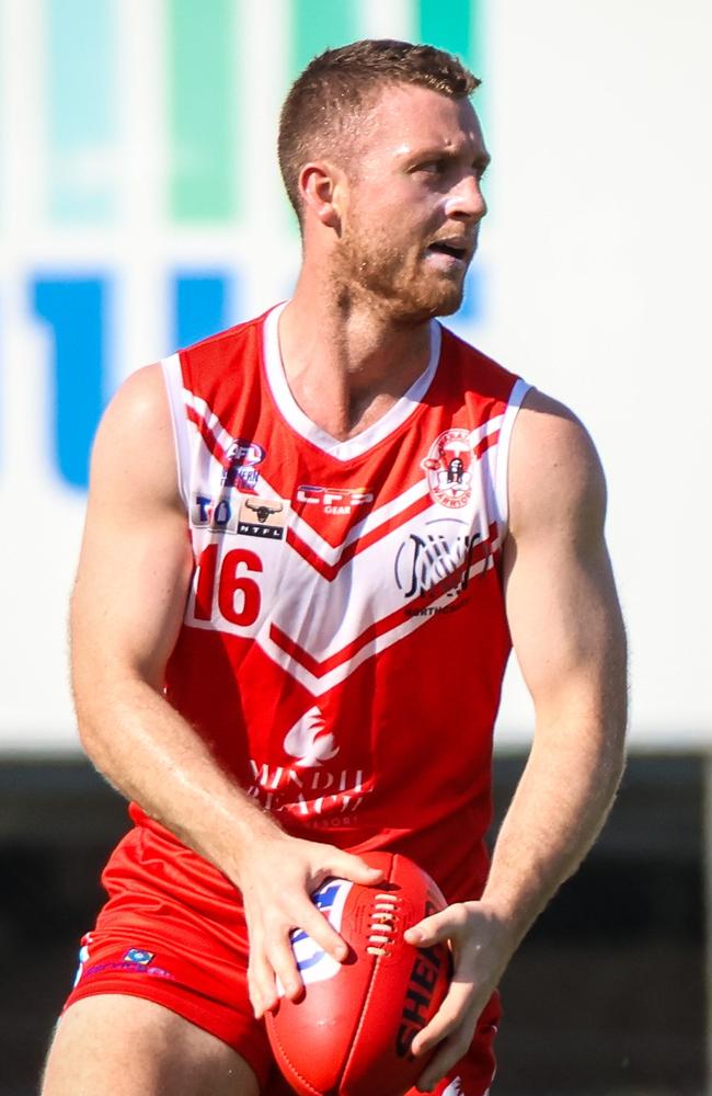 Waratah's Eddie Morris enjoyed a big return against the Tiwi Bombers in Round 13 of the 2023-24 NTFL season. Picture: Celina Whan / AFLNT Media