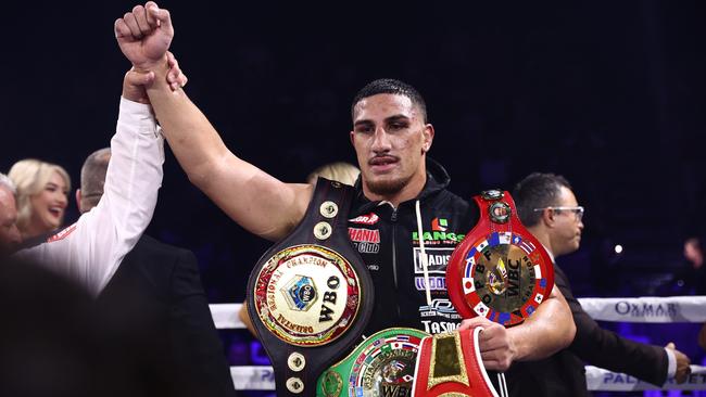 BRISBANE, AUSTRALIA – NOVEMBER 04: Justis Huni celebrates winning against Kiki Toa Leutele at Nissan Arena on November 04, 2022 in Brisbane, Australia. (Photo by Chris Hyde/Getty Images)