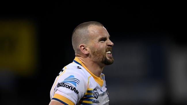 Eels skipper Clint Gutherson battled through a knee injury to produce a matchwinning performance, but was eventually forced from the field. Picture: NRL Imagery.