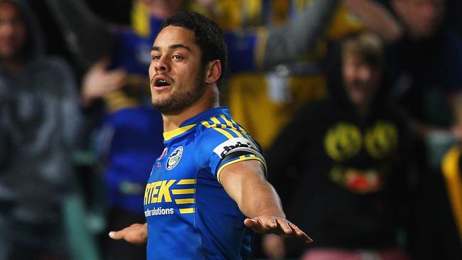 Jarryd Hayne is set to sign with the Gold Coast.