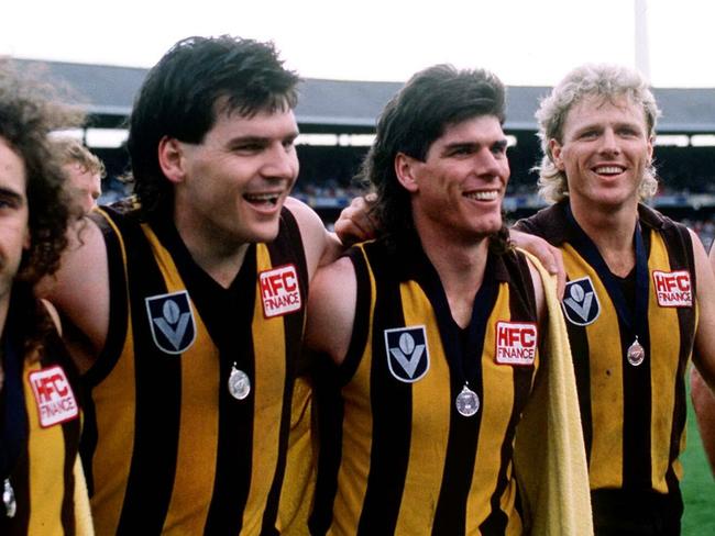 Hawks legend backs board shake-up