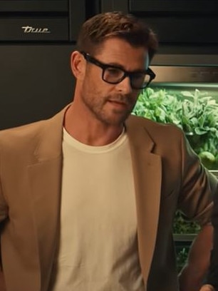 Chris even went as far as to do an advertisement for the glasses. Picture: YouTube