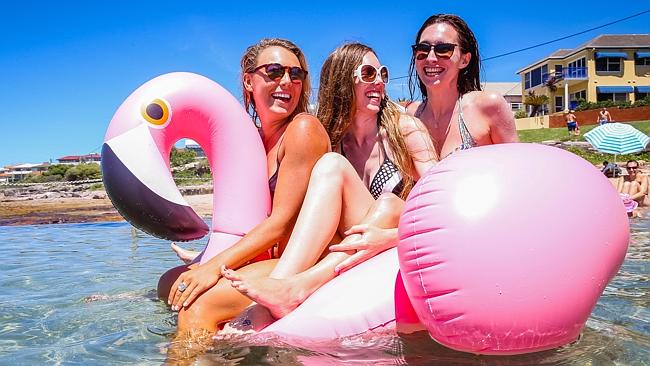 Sydney weather: Temperatures to nudge 40c as heatwave continues