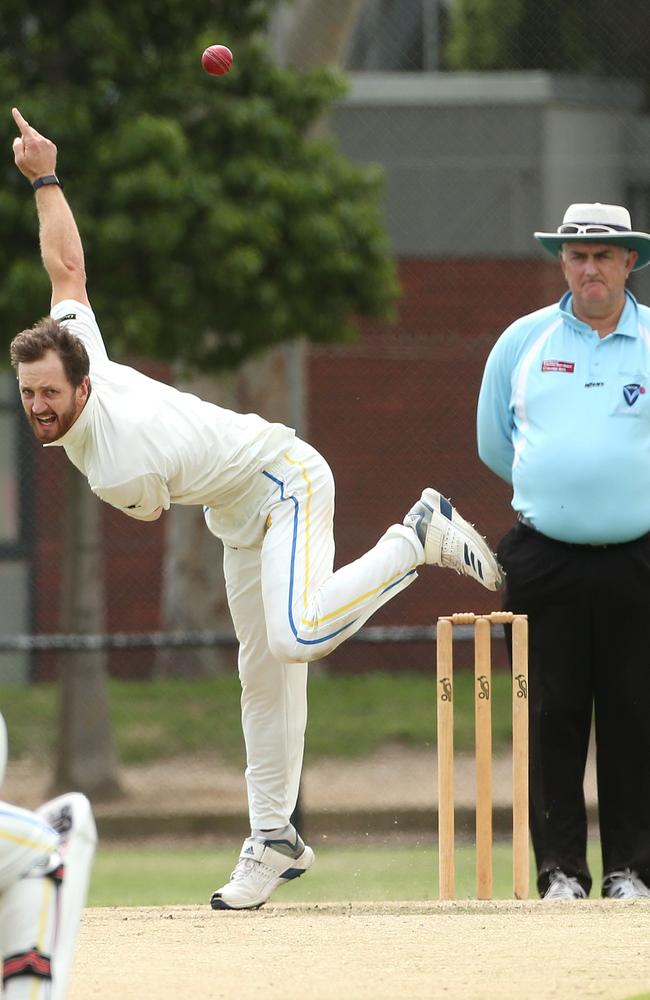 Ormond’s Blade Baxter lets the new ball fly.