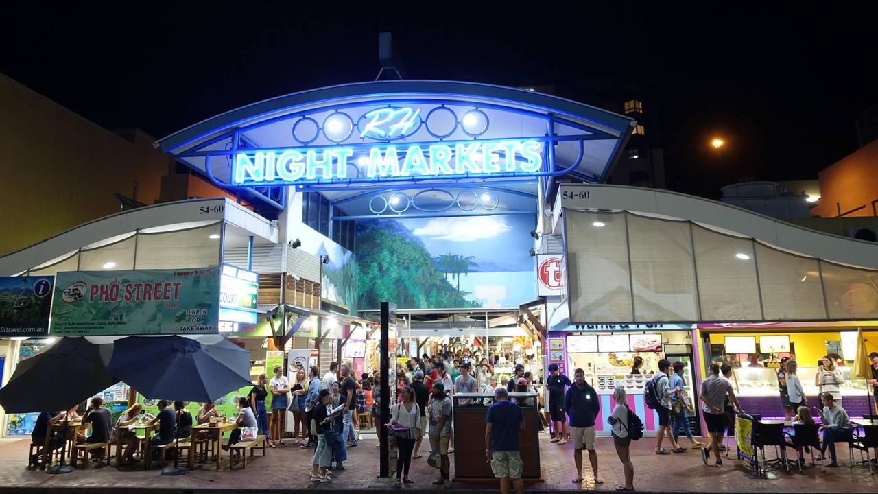 Christmas shopping Cairns: trading hours, presents, tips | The Courier Mail