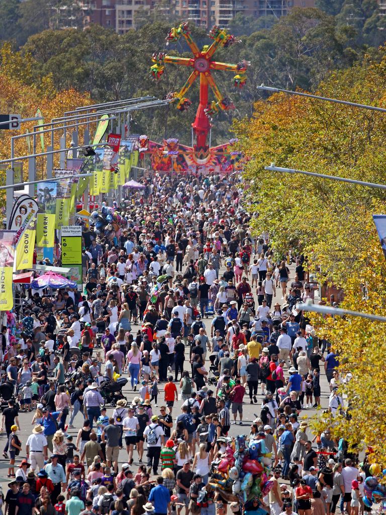 A capacity crowd of 60,000 people enjoy perfect weather on Good Friday. The view along Grand Parade. Picture: Toby Zerna