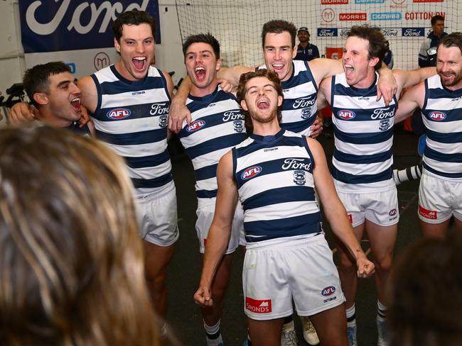 Wiltshire belts out the song after Geelong’s win over Collingwood. Picture: Quinn Rooney/Getty Images