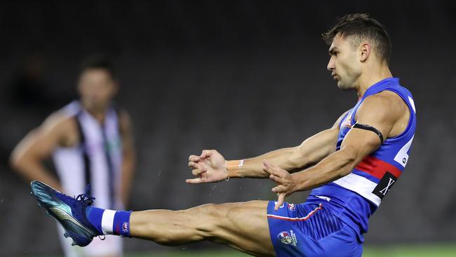 Former Western Bulldogs little man Ben Cavarra has joined Box Hill Hawks.