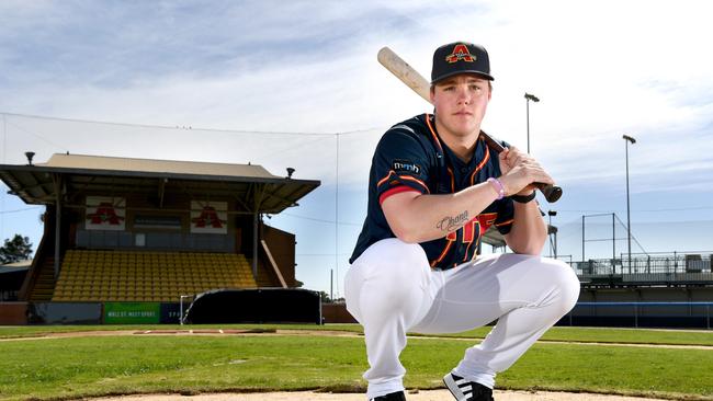 Adelaide Giants gun Jordan McArdle helped the side to a stunning come from behind win over Melbourne. Picture: Tricia Watkinson.