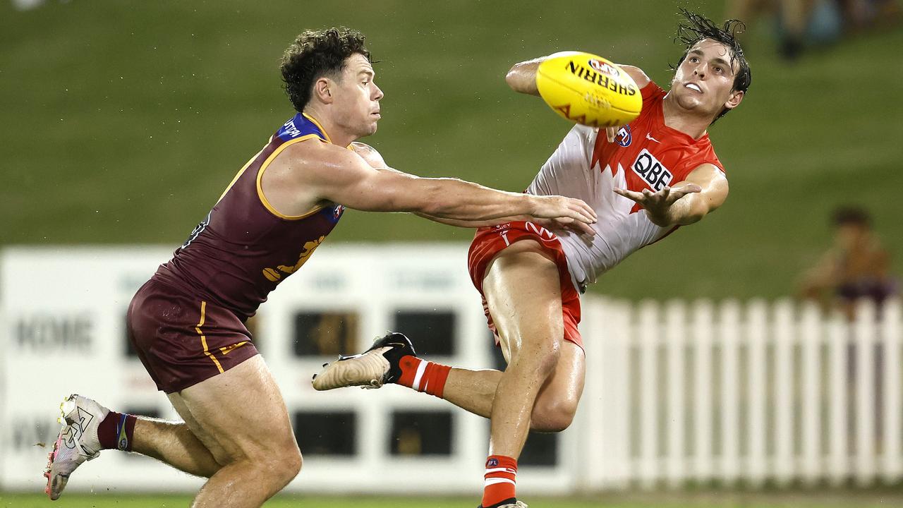 Sydney's Errol Gulden and Brisbane's Lachie Neale during the AFL pre season match between the Sydney Swans and Brisbane Lions at Blacktown International Sports Park, Sydney on February 29, 2024. Photo by Phil Hillyard (Image Supplied for Editorial Use only - Phil Hillyard **NO ON SALES** - Â©Phil Hillyard )