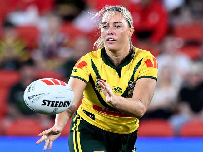 BRISBANE, AUSTRALIA - OCTOBER 18: Olivia Higgins of the Jillaroos passes the ball during the women's 2024 Pacific Championships match between Australia Jillaroos and PNG Orchids at Suncorp Stadium on October 18, 2024 in Brisbane, Australia. (Photo by Bradley Kanaris/Getty Images)