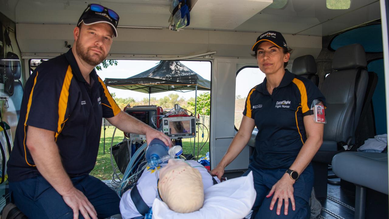 Dr James hooper and Jayne Sheppard at the CareFlight training day demonstrating to Australian medical students as part of the AMSA Rural Health summit at Fort Hill Parkland, Darwin