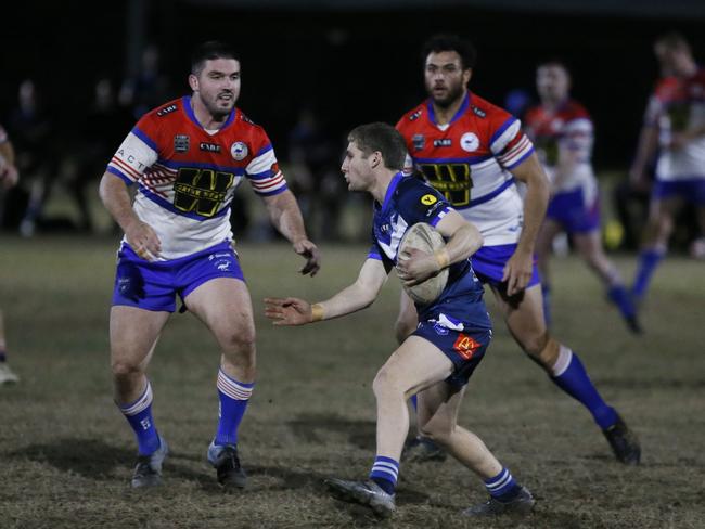 Aaron Morris takes on the big men. Picture Warren Gannon Photography