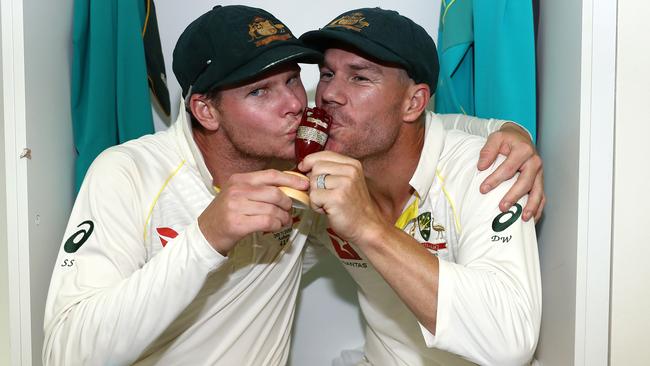 Steve Smith and David Warner celebrate after winning the Ashes.