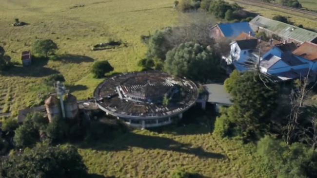 Aerial image of the famous Menangle Rotolactor.